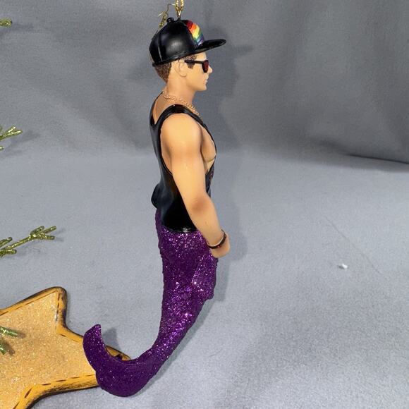 December Diamonds P-TOWN Provincetown Merman Ornament 55-90863 RARE Retired 2015 - Picture 11 of 14